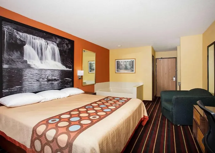 Super 8 By Wyndham Crawfordsville