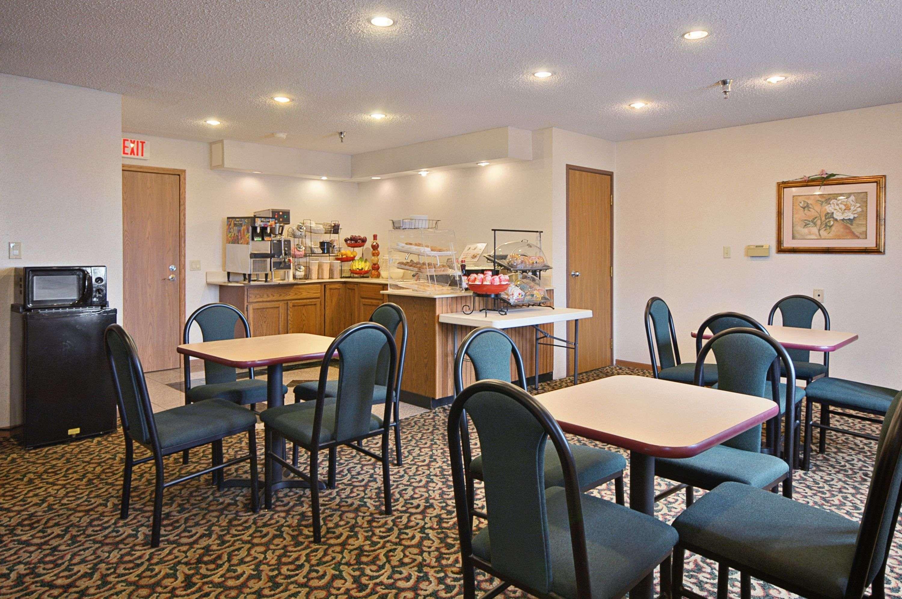 Super 8 By Wyndham Hotel Crawfordsville