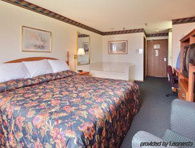 Hotel Super 8 By Wyndham 2*