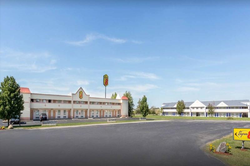 Hotel Super 8 By Wyndham