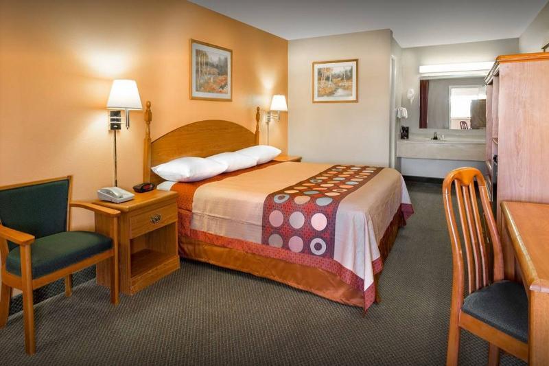 Super 8 By Wyndham 2*